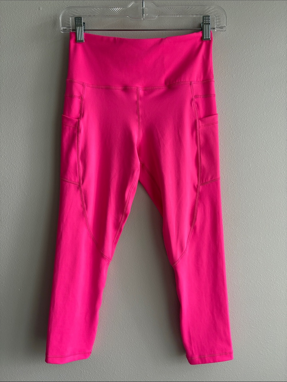 ZYIA Hot Pink Cropped High-Waist Leggings